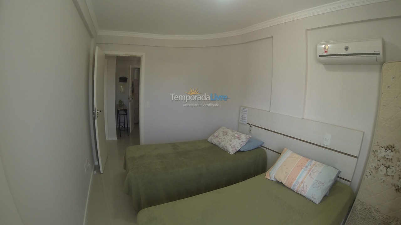 Apartamento para aluguel de temporada em Bombinhas (Praia de Bombas)