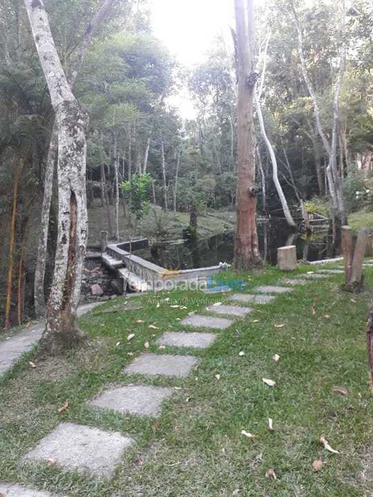 Chácara / sítio para aluguel de temporada em Suzano (Palmeiras)