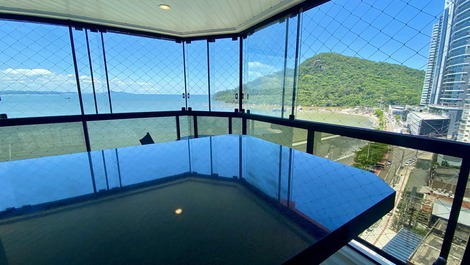 SACADA COM CHURRASQUEIRA E VISTA TOTAL