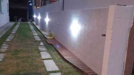 Linda casa 200 metros da praia para 10 pessoas - Guarda do Embaú - SC