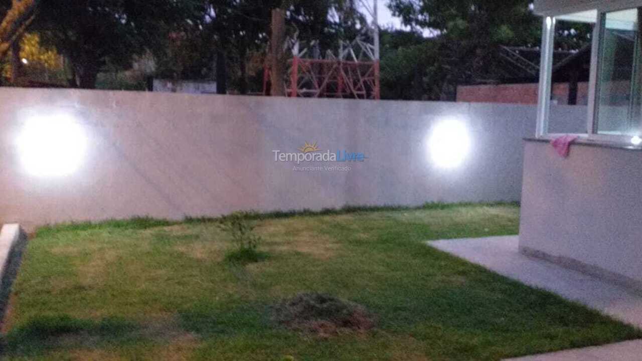 Casa para aluguel de temporada em Palhoça (Guarda do Embaú)