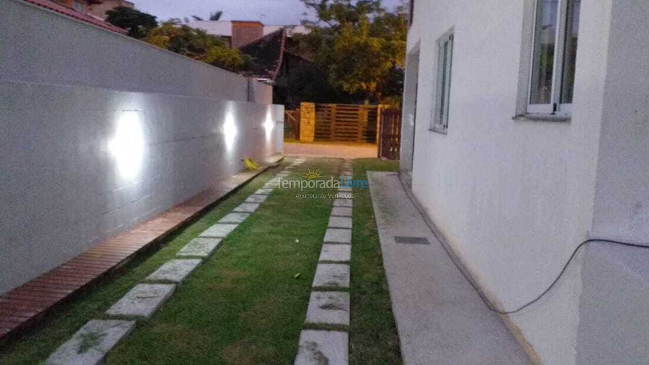 Casa para aluguel de temporada em Palhoça (Guarda do Embaú)