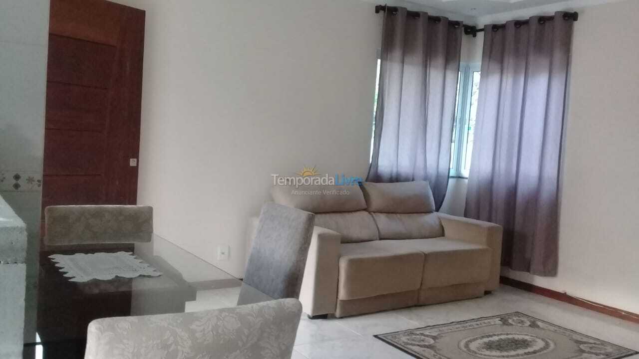 Casa para aluguel de temporada em Palhoça (Guarda do Embaú)