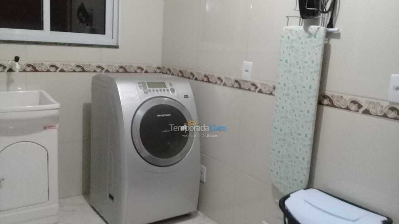 Casa para aluguel de temporada em Palhoça (Guarda do Embaú)