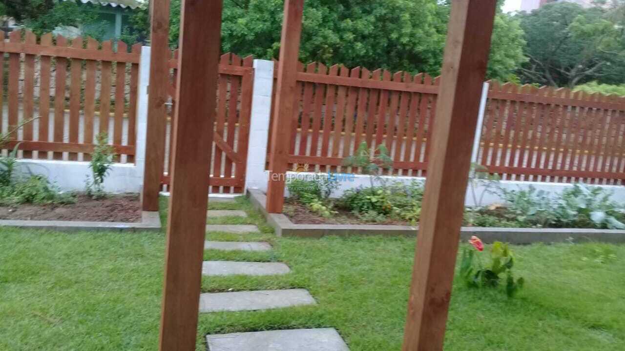 Casa para aluguel de temporada em Palhoça (Guarda do Embaú)