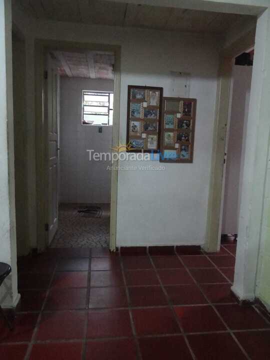 Granja para alquiler de vacaciones em Caraguatatuba (Rio do Ouro)