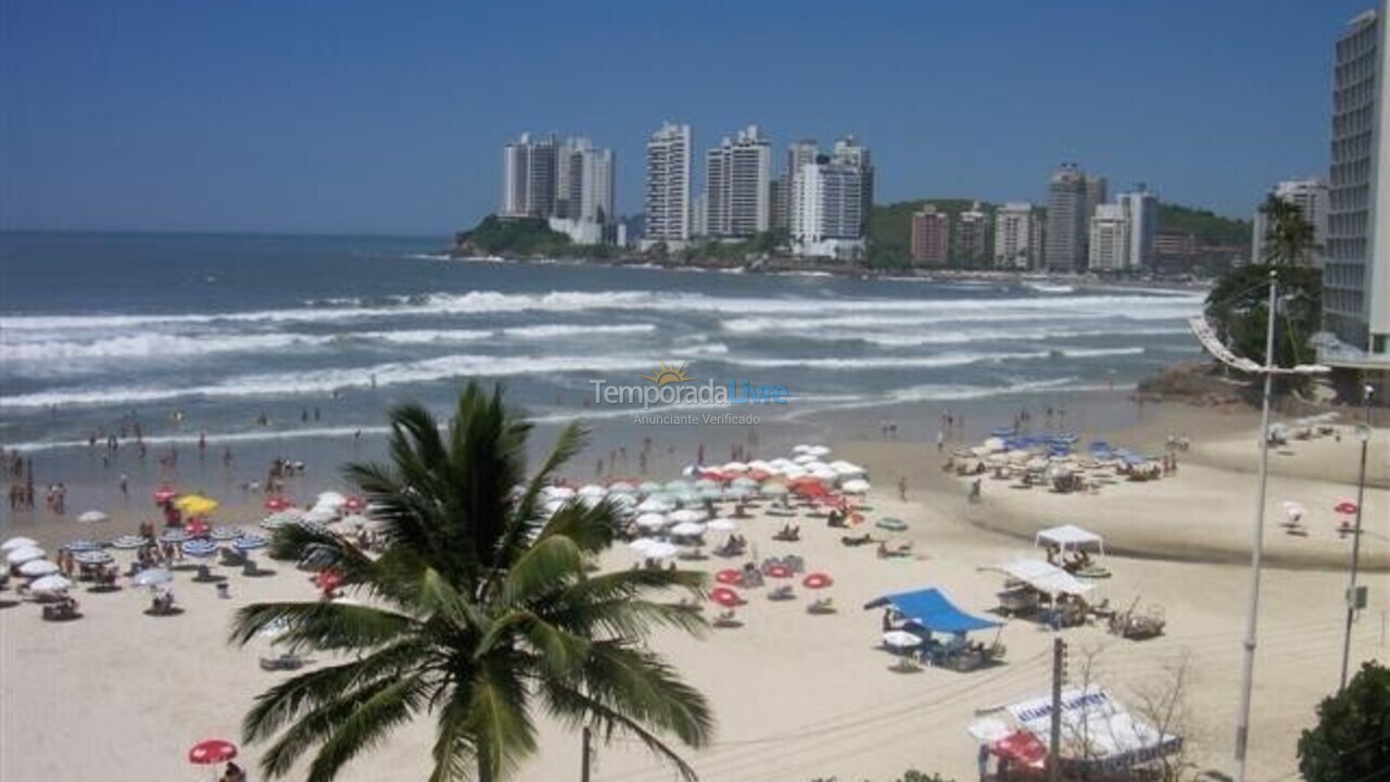 Apartamento para aluguel de temporada em Guarujá (Pitangueiras)