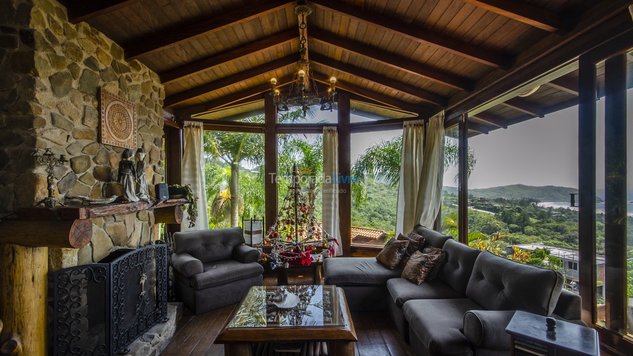 Casa para alquiler de vacaciones em Garopaba (Praia do Silveira)