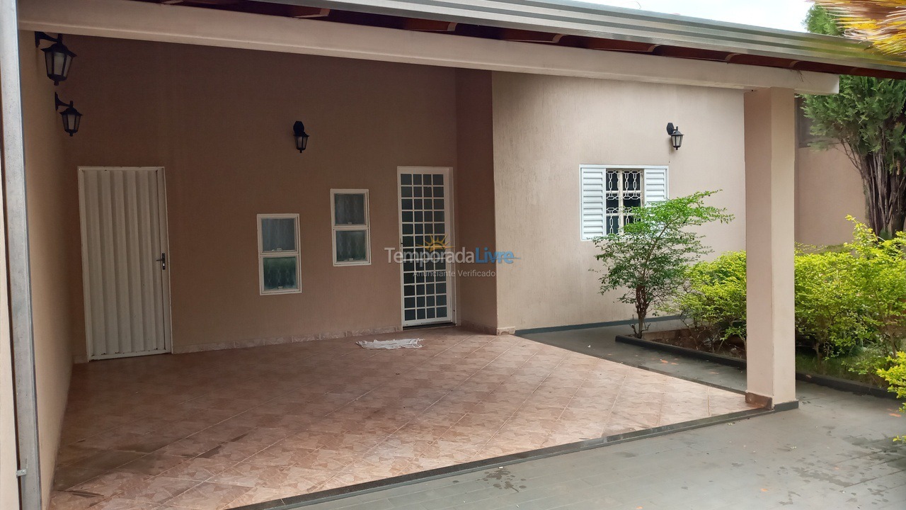 Casa para alquiler de vacaciones em Uberlândia (Gravatas)