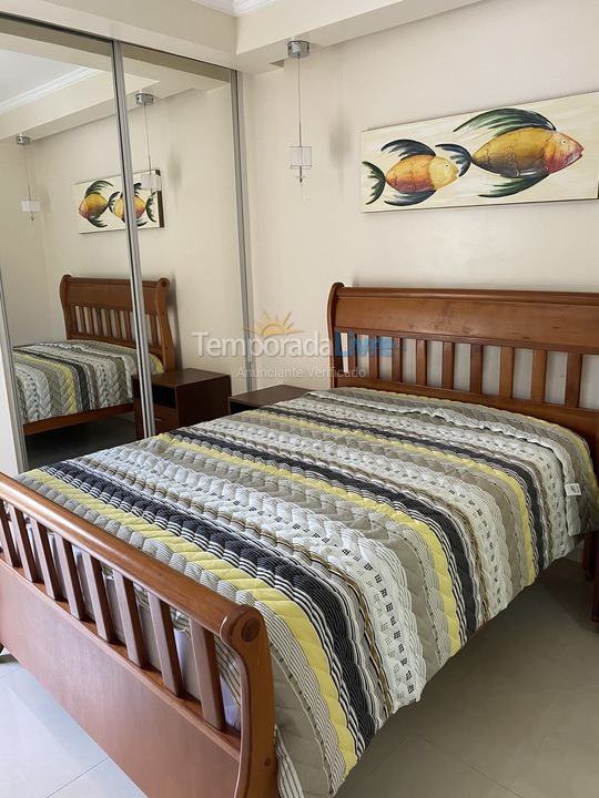 Apartment for vacation rental in Guarujá (Enseada)