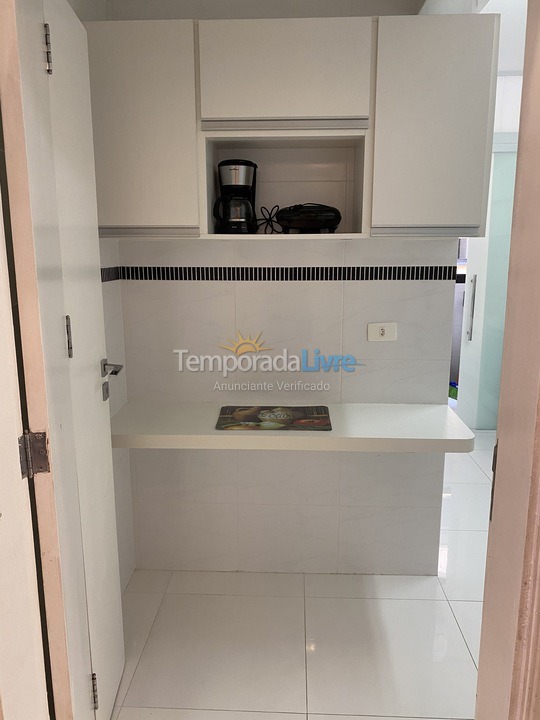 Apartment for vacation rental in Guarujá (Enseada)