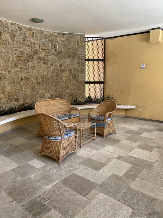 Apartment for vacation rental in Guarujá (Enseada)