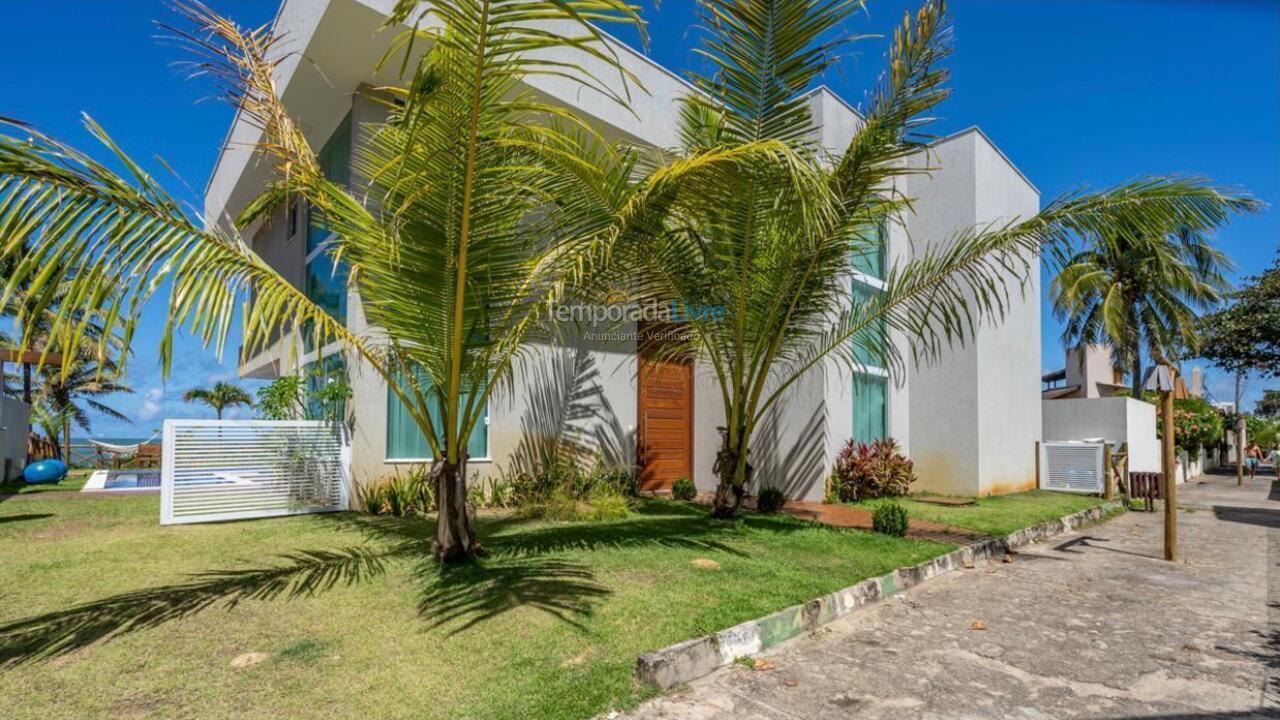 Casa para aluguel de temporada em Camaçari (Praia de Guarajuba)