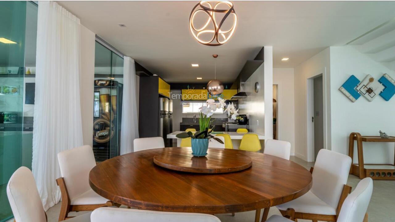 Casa para aluguel de temporada em Camaçari (Praia de Guarajuba)