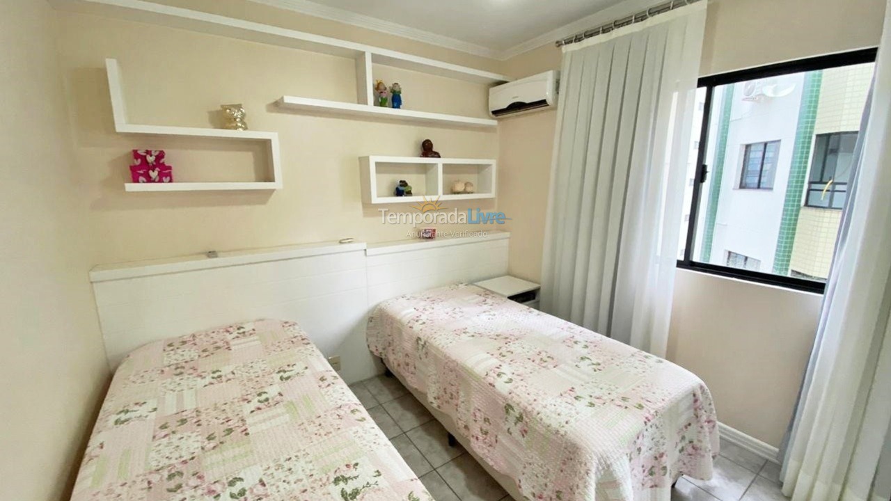 Apartamento para aluguel de temporada em Balneário Camboriú (Praia Central)