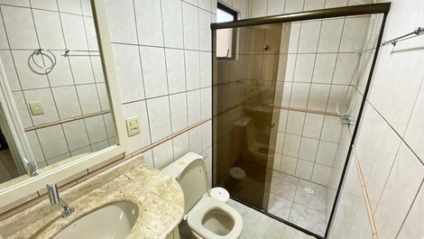 Ed. Vila di Roma: 3 quartos com ar e churrasqueira