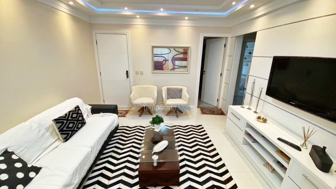 Apartamento para aluguel de temporada em Balneário Camboriú (Praia Central)