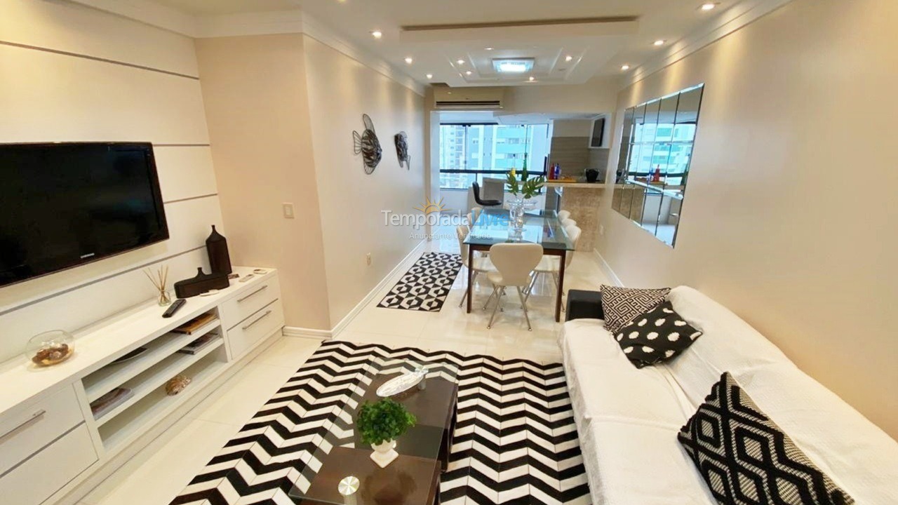 Apartamento para aluguel de temporada em Balneário Camboriú (Praia Central)