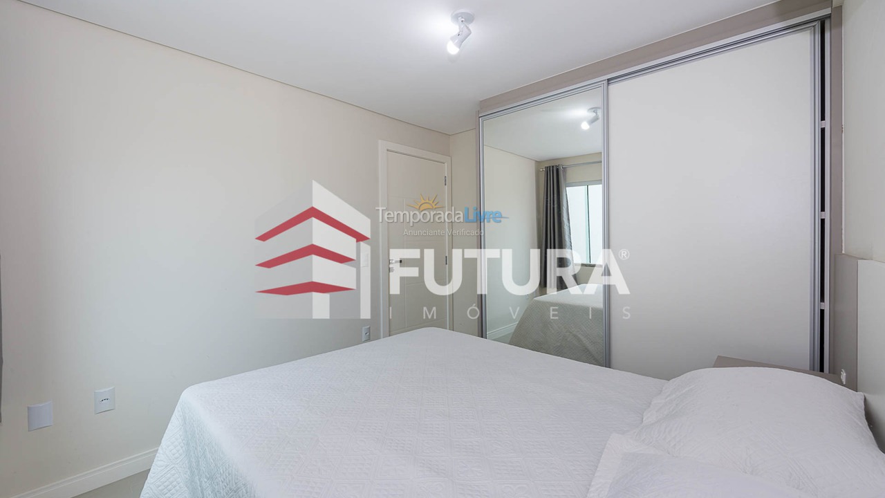 Apartamento para aluguel de temporada em Bombinhas (Canto Grande)