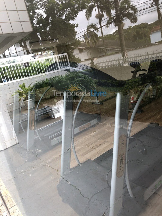 Apartamento para aluguel de temporada em Guarujá (Balneário Cidade Atlântica Guarujá)