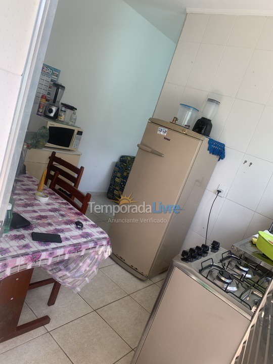 Casa para aluguel de temporada em Mongaguá (Vila Loty)