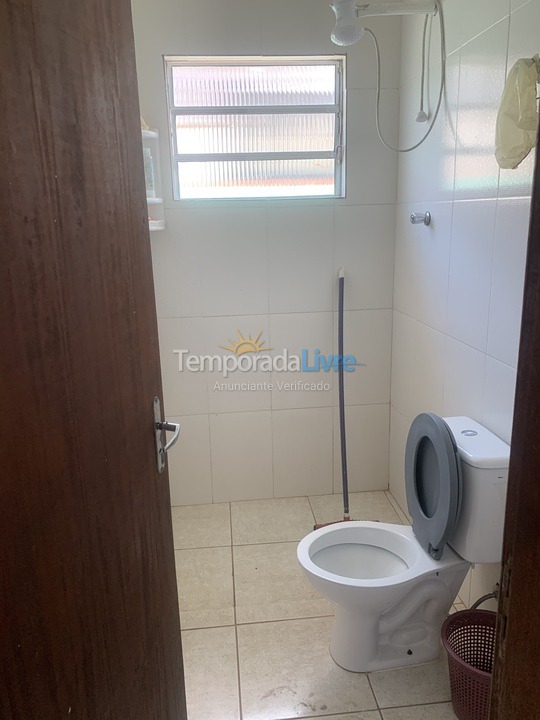 Casa para aluguel de temporada em Mongaguá (Vila Loty)