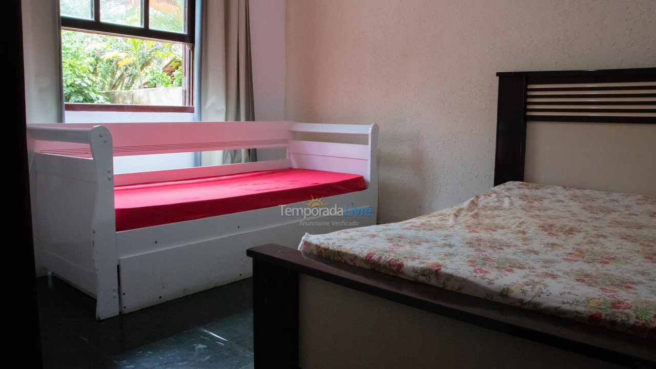 Casa para aluguel de temporada em Cabo Frio (Peró)