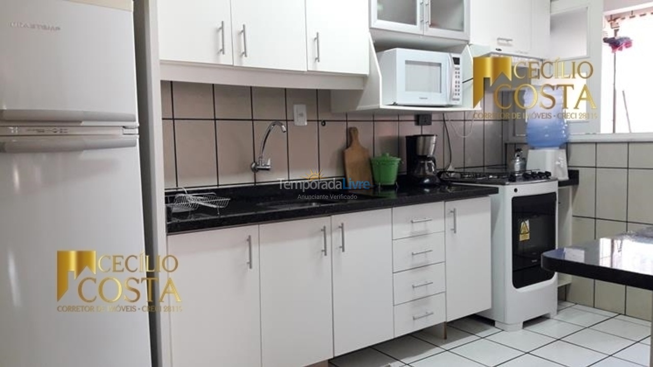 Apartamento para aluguel de temporada em Itapema (Meia Praia)