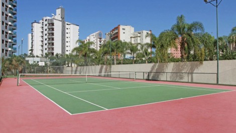 Beautiful Flat 100m from the sea, with air conditioning and full leisure