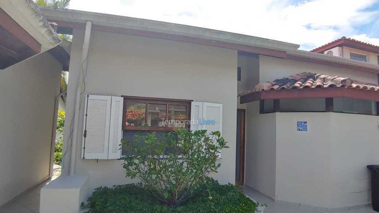 Casa para aluguel de temporada em São Sebastião (Maresias)