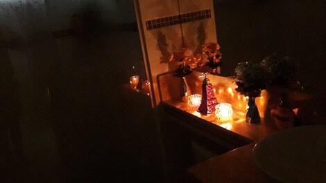 Banheiro com velas, se gostar 