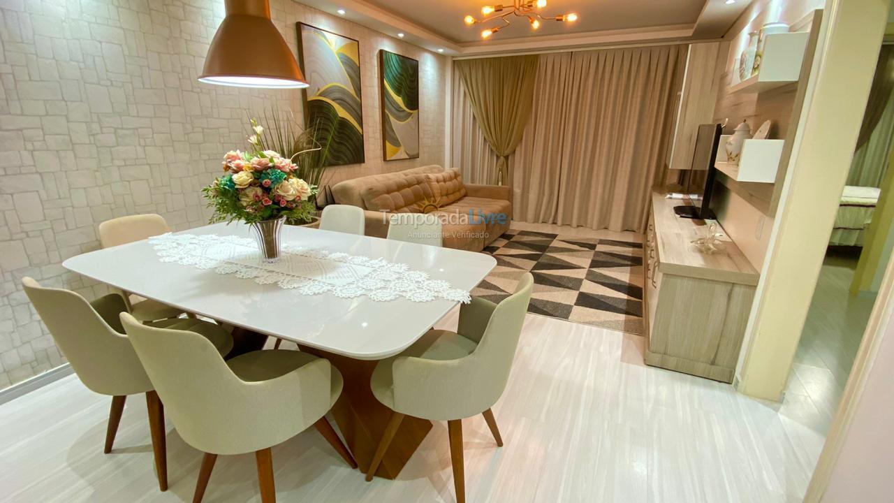 Apartamento para aluguel de temporada em Itapema (Centro)