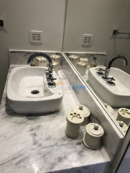 Apartment for vacation rental in Bertioga (Riviera de São Lourenço)