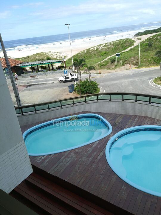 Apartamento para aluguel de temporada em Arraial do Cabo (Praia Grande)