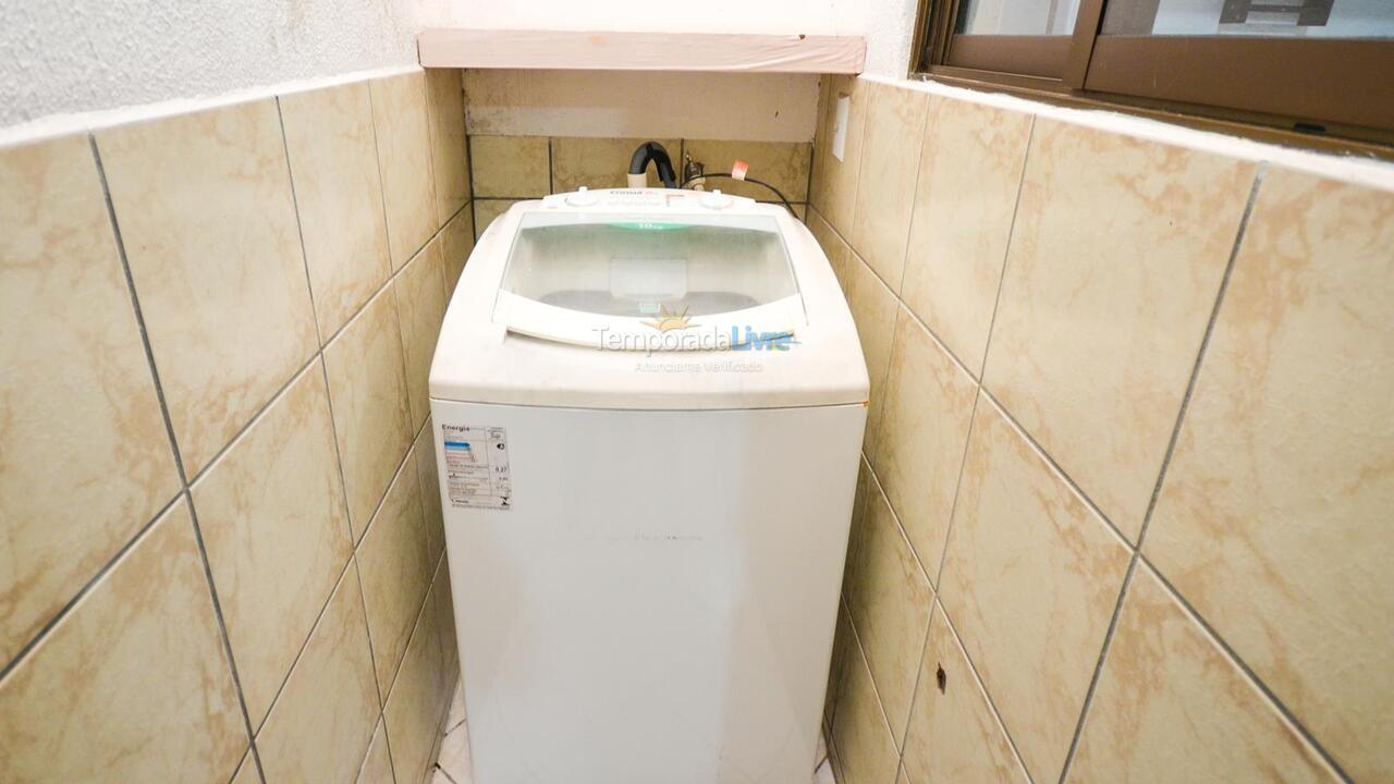 Apartamento para aluguel de temporada em Bombinhas (Praia de Bombinhas)