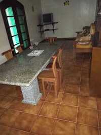 Casa con piscina / Ubatuba /