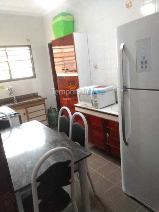 Apartment for vacation rental in Praia Grande (Praia do Caiçara)