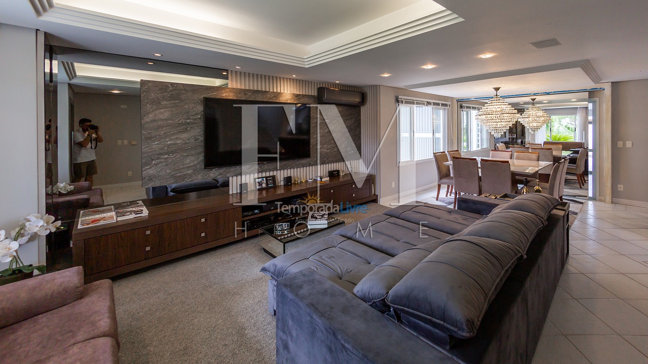 House for vacation rental in Florianopolis (Jurerê Internacional)