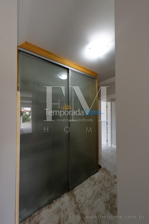 House for vacation rental in Florianopolis (Jurerê Internacional)