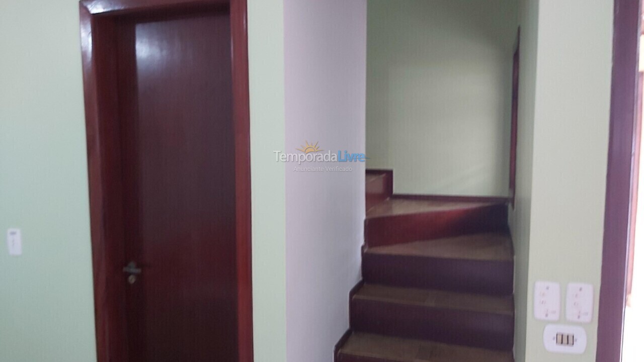 Casa para aluguel de temporada em Bertioga (Praia da Enseada)