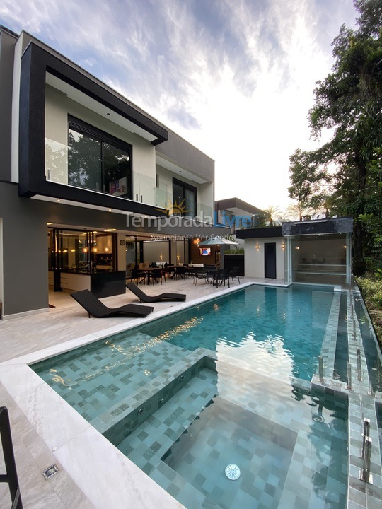 Casa para aluguel de temporada em Bertioga (Riviera de São Lourenço)