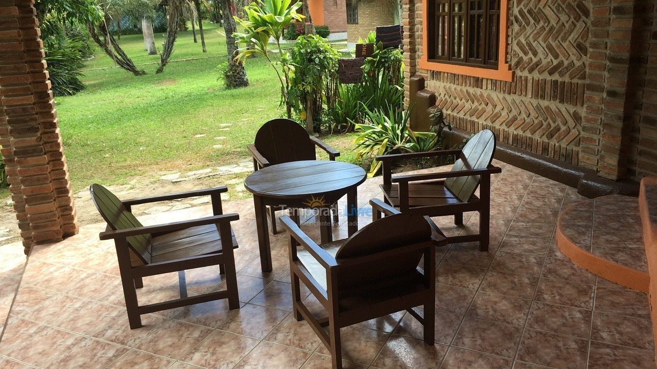 Casa para alquiler de vacaciones em Arraial D´Ajuda (Loteamento de Parracho)