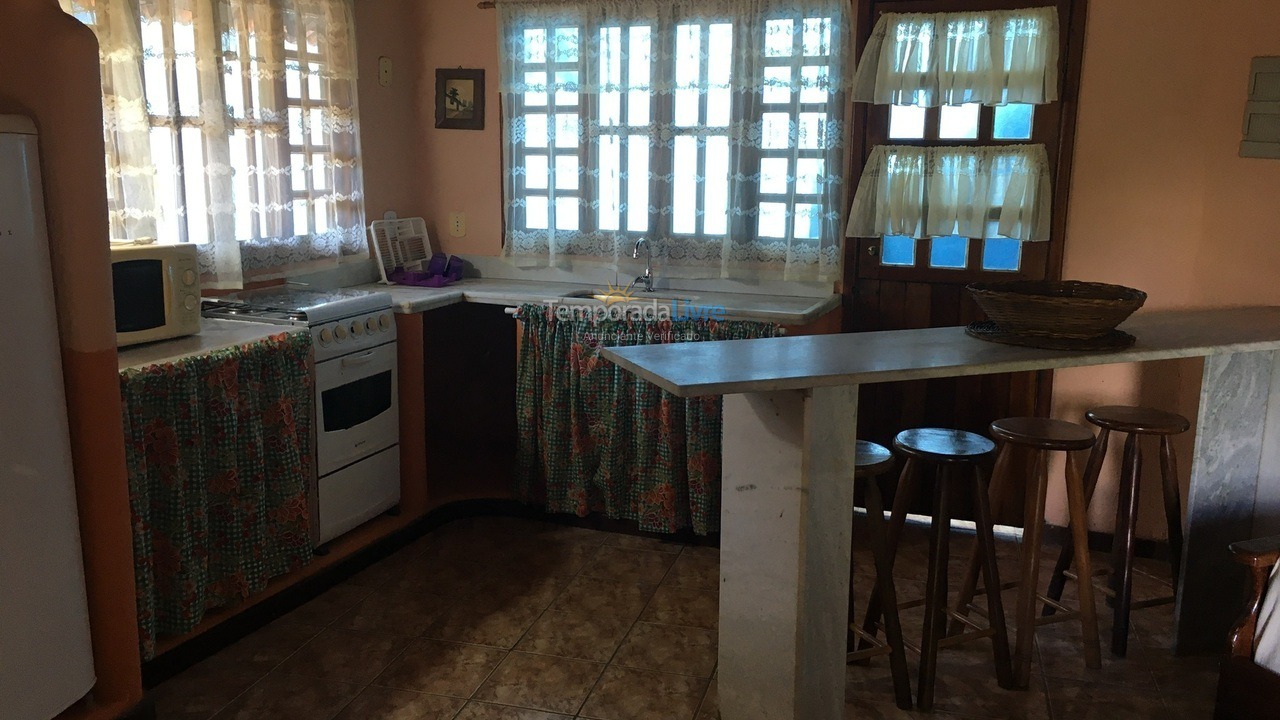 Casa para alquiler de vacaciones em Arraial D´Ajuda (Loteamento de Parracho)