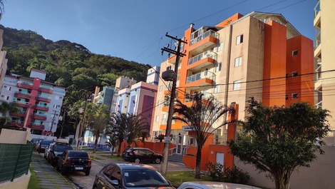 Auevo apartamento de 3 dormitorios en la mejor ubicación de la playa