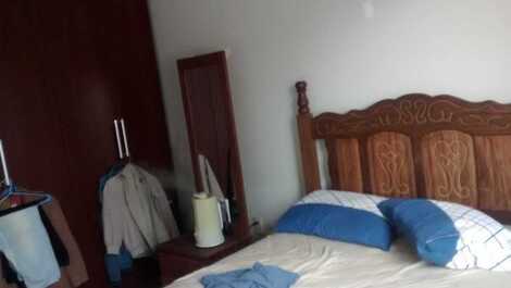 Quarto médio mobiliado