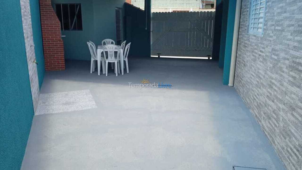 Casa para alquiler de vacaciones em Ubatuba (Centro)