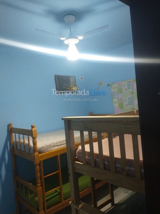 Casa para aluguel de temporada em São Sebastião (Vila Sahy)