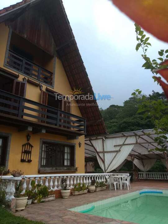 Casa para aluguel de temporada em Teresópolis (Granja Guarani)