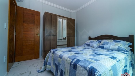 Dormitório de Casal com Ar Condicionado