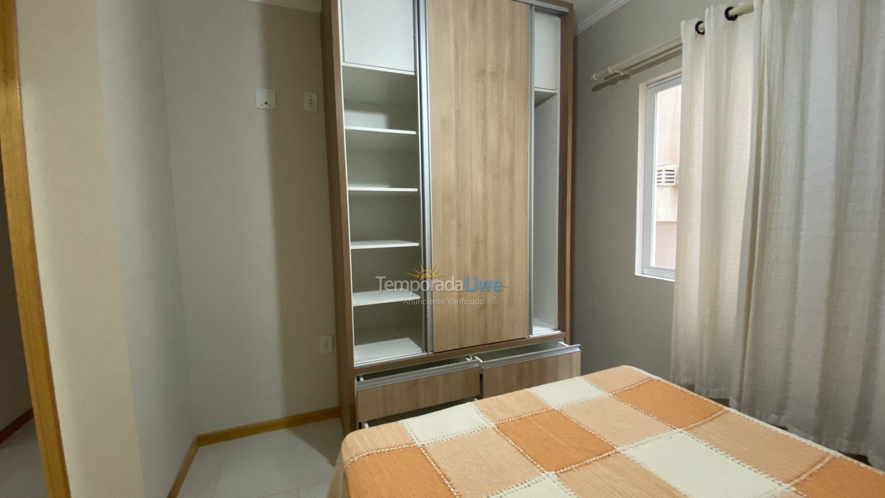 Apartment for vacation rental in Itapema (Meia Praia)